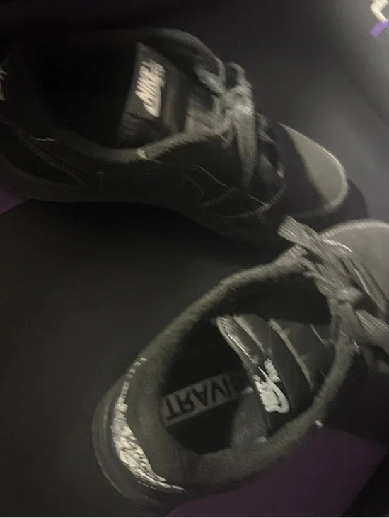 Jordan 1s Low Travis Scott’s - Picture 1 of 11